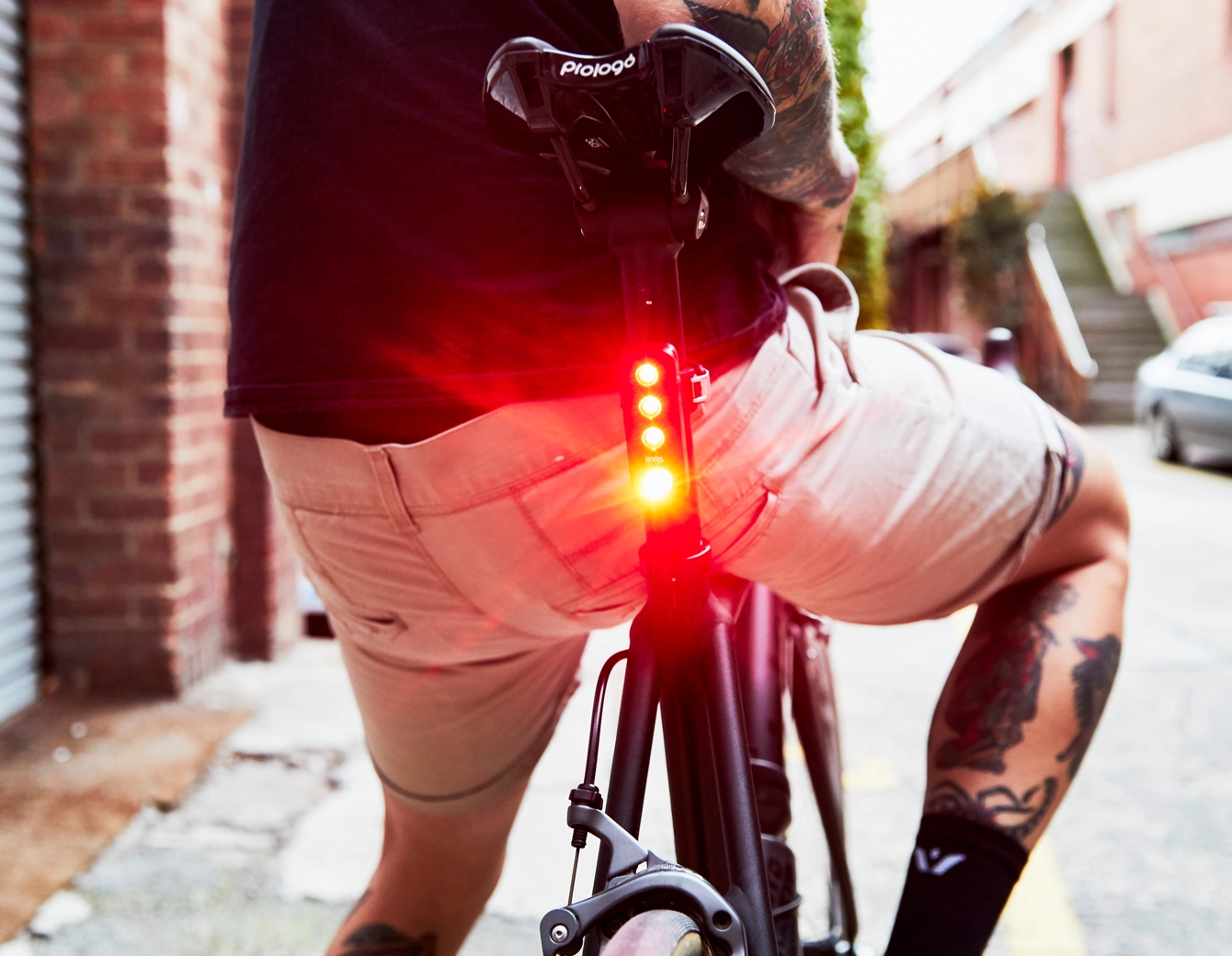 LED rechargeable KNOG Blinder ROAD R70